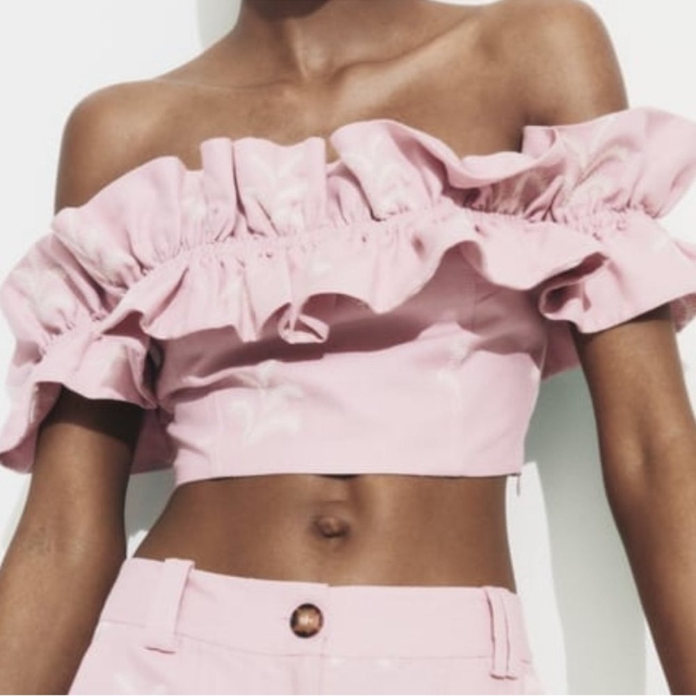 Zara Ruffled Off-Shoulder Crop Top β NWT π - Picture 2 of 4